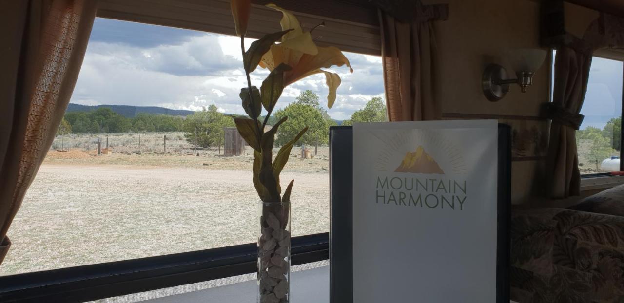 Mountain Harmony Retreat Bed & Breakfast Ramah Ngoại thất bức ảnh